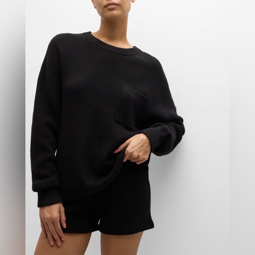 NWT Lune Active SARA Crew Neck Black Sweater Size Small